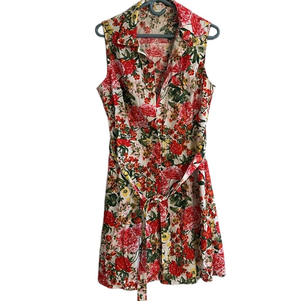 CHLOE+RENE GIRL DRESS WITH FLOWER COLOR RED SIZE M  NEW WITH NO TAG